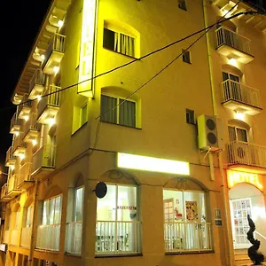 2* Hotel Plaça Vella